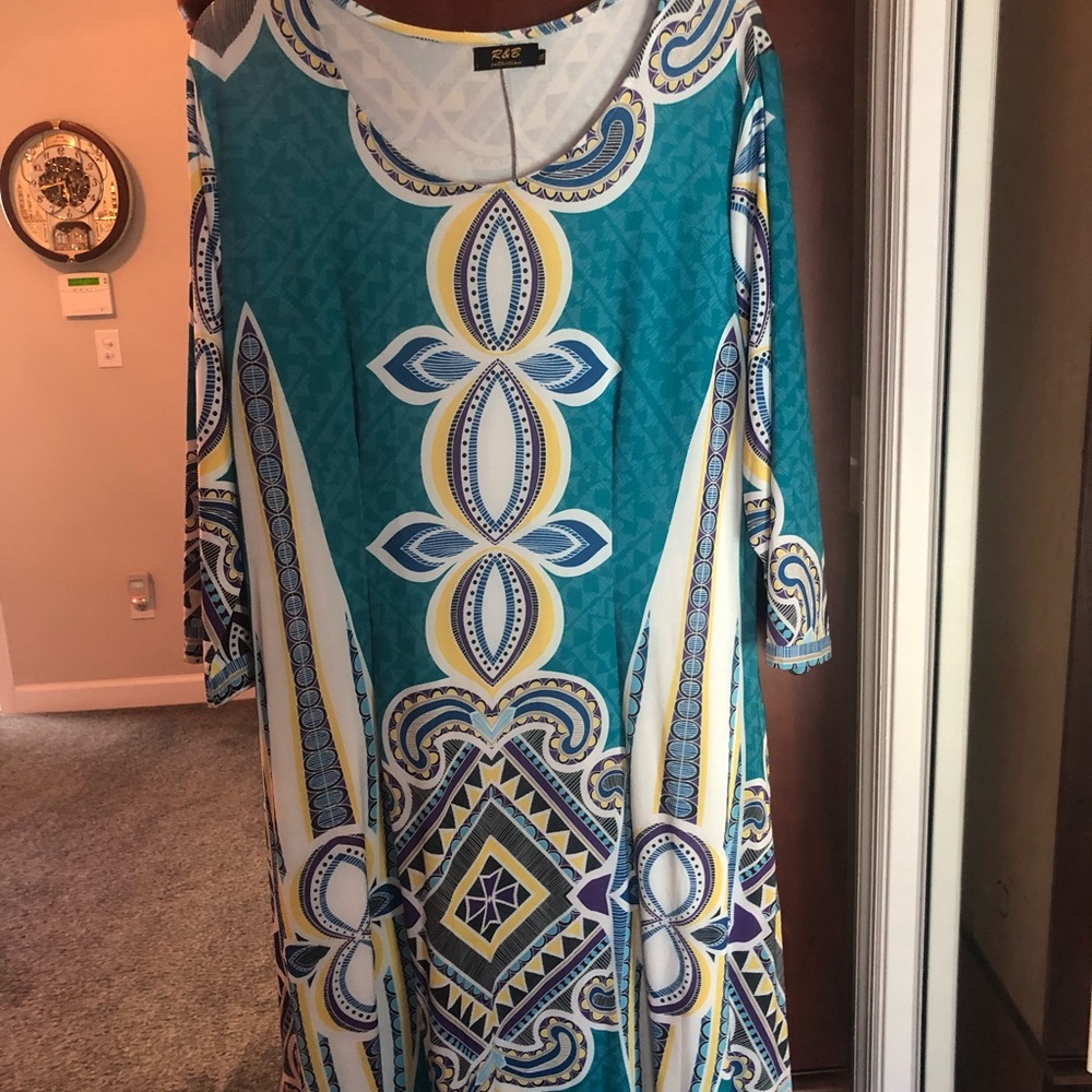 Maxi dress only worn once